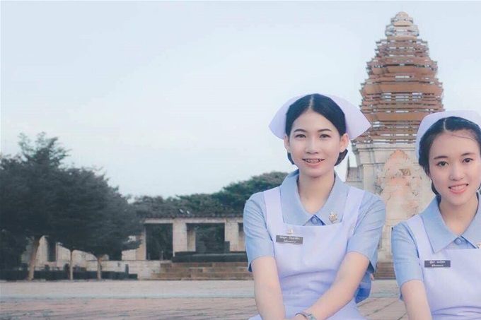 รุ่นพี่พยาบาล